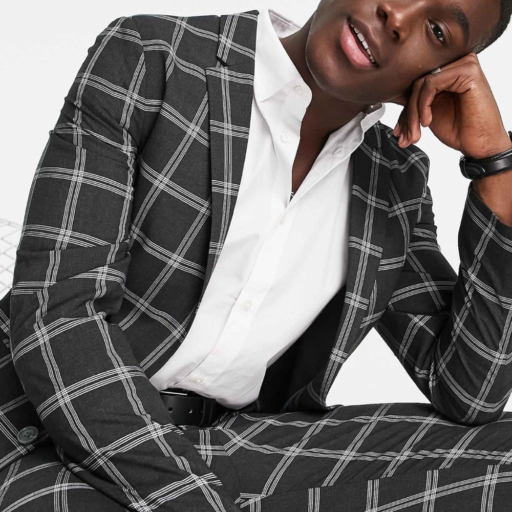 Gray and White Windowpane Sport Coat with Sleek Finish